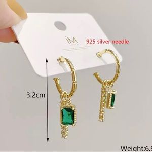 New Women’s Gold Green Earrings